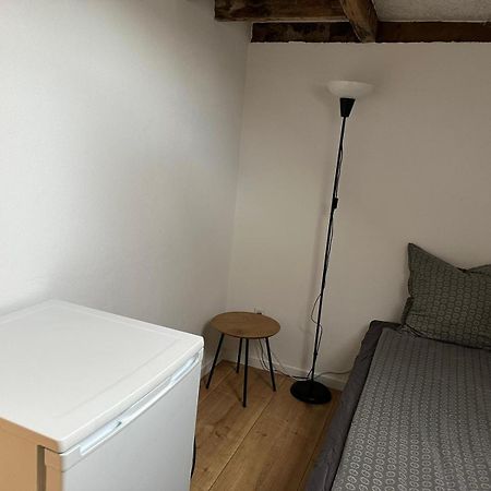 Den Gamel Togstation Hostel Give Екстериор снимка