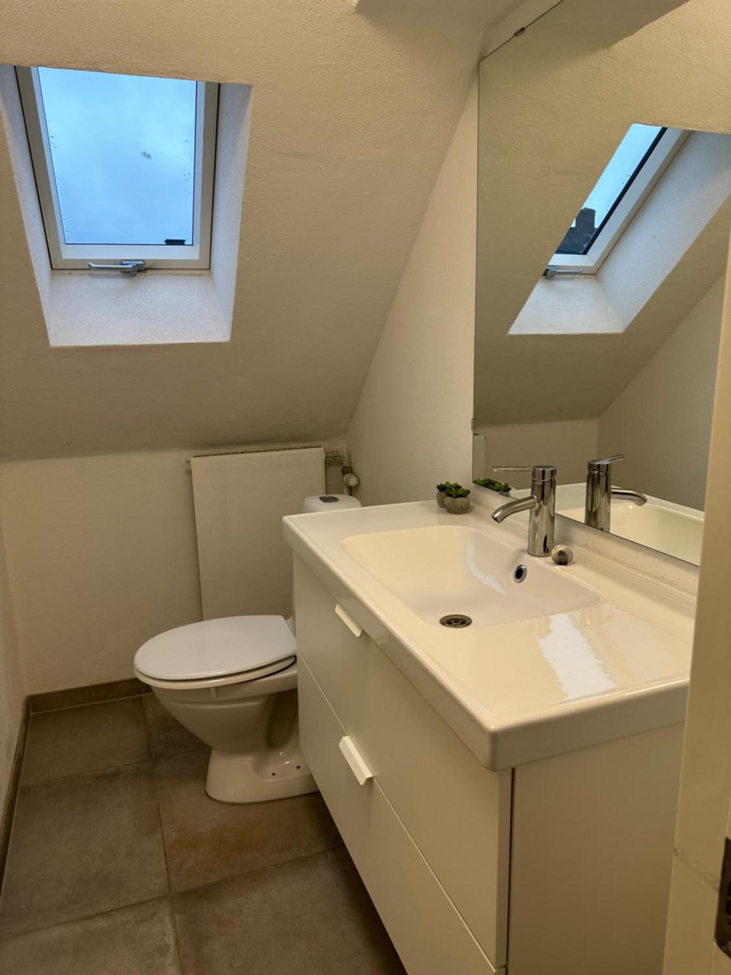 Den Gamel Togstation Hostel Give Екстериор снимка